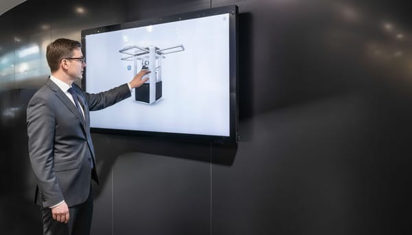 Fette Compacting mit 3D auf der Interpack: „Die Maschine ist ja direkt vor mir!“